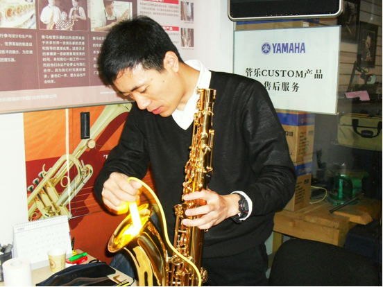 BJL平台须川展也萨克斯管独奏大师班暨音乐会在成都成功举办 